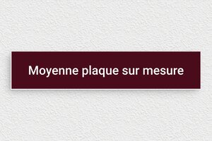 Plaque gravée bordeau - sur-mesure-m-pvc-bordeau-01 - 200 x 40 mm - bordeau-blanc - none - sur-mesure-m-pvc-bordeau-01