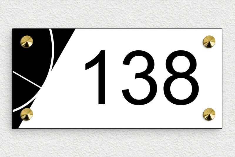 Numéro de maison blanc  - PVC - 210 x 100 mm - blanc-noir - screws-caps - num-maison-blanc-030-1