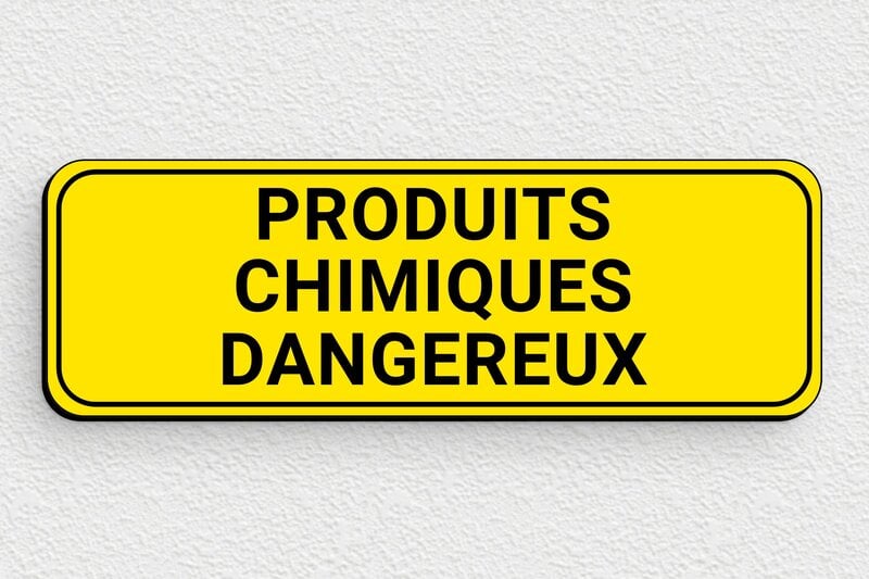Pictogramme danger produit chimique - Plaque produits chimiques dangereux - 120 x 40 mm - PVC - jaune-noir - glue - panneau-chimique-001-3