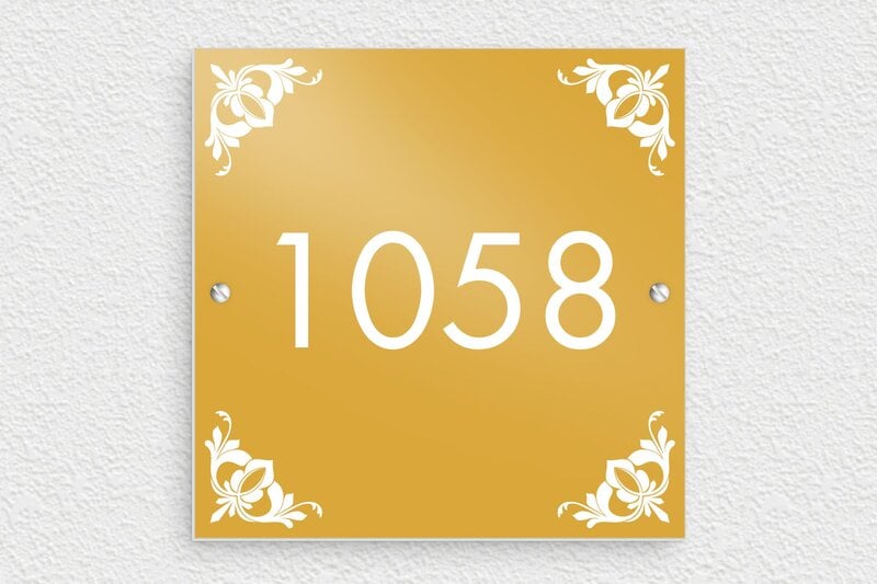 Numéro de porte original à personnaliser - Aluminium - 150 x 150 mm - or - screws - plaque-villa-010-2
