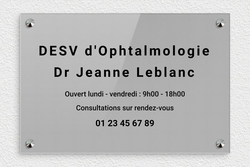 Plaque ophtalmologue - Plexiglass - 300 x 200 mm - gris-noir - screws-caps - plaquepro-job-ophtalmologie-008-1