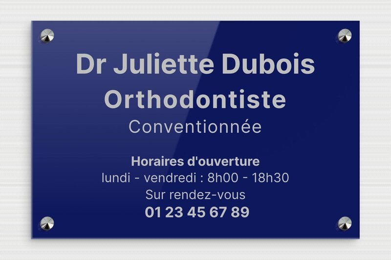 Plaque professionnelle plexiglass - Plexiglass - 300 x 200 mm - bleu-argent - screws-caps - plaquepro-job-orthodontiste-001-41
