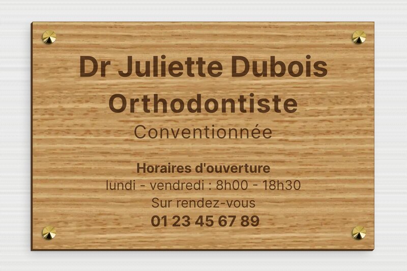 Plaque professionnelle en bois - Bois - 300 x 200 mm - chene - screws-caps - plaquepro-job-orthodontiste-001-44