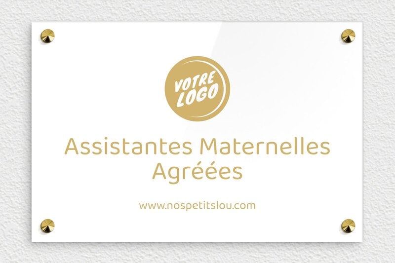 Plaque Assistante maternelle - Plexiglass - 300 x 200 mm - blanc-or - screws-caps - ppro-assistmaternelle-004-1