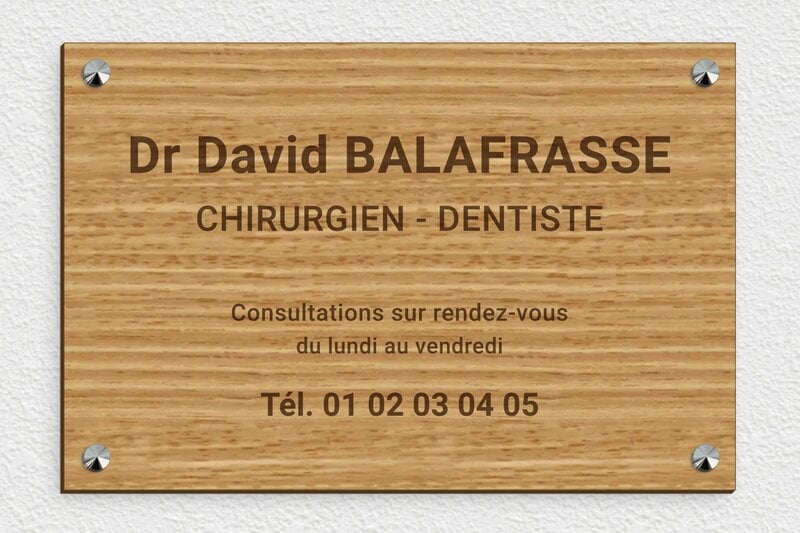 Plaque professionnelle en bois - Bois - 300 x 200 mm - chene - screws-caps - ppro-dentiste-006-154