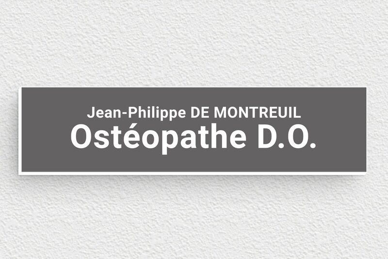 Plaque ostéopathe - PVC - 100 x 25 mm - gris-souris-blanc - glue - ppro-osteopathe-005-1