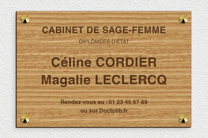 Plaque professionnelle en bois - Bois - 300 x 200 mm - chene - screws-caps - ppro-sagefemme-004-04