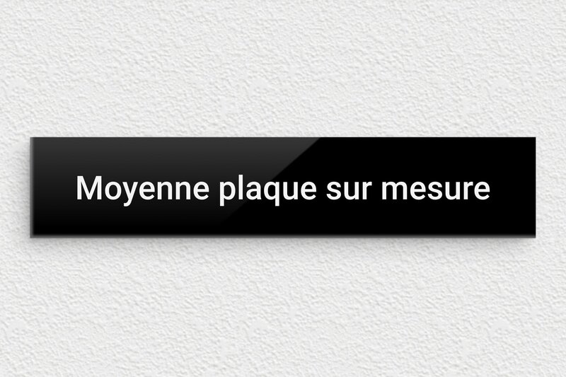 Plexiglass noir sur mesure - Plexiglass - 200 x 40 mm - noir-blanc - none - sur-mesure-m-plexi-noir-01
