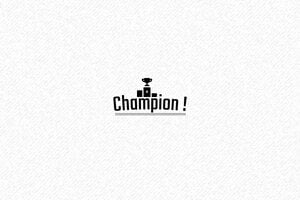 Tampon Champion - Tampon dÉvaluation Auto-Encreur Champions : Encouragez la Réflexion des Élèves ! - 40 x 15 mm - 6 lignes max. - encre black - maitresse15