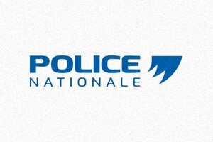Tampon Police Nationale - Trodat Printy 4913 - 58 x 22 mm - 8 lignes max. - encre blue - boîtier bleu - police06