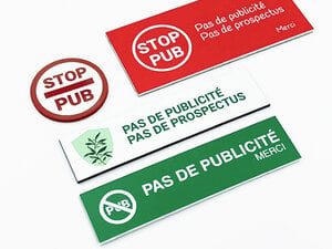 Sticker Maison Etiquette stop pub - TenStickers