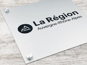 Plaque constructeur machine industrielle-thumbnail