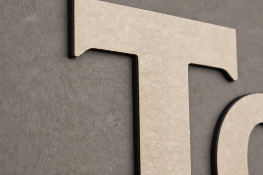 Lettres en bois découpées sur mesure-thumbnail Lettres en bois découpées sur mesure-thumbnail