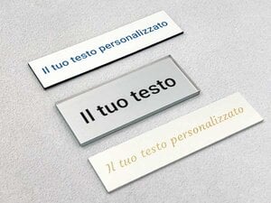 Targhe di diverse dimensioni