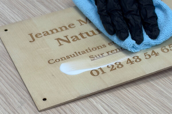 sign-other-bottle-wood-undefined-3-thumbnail